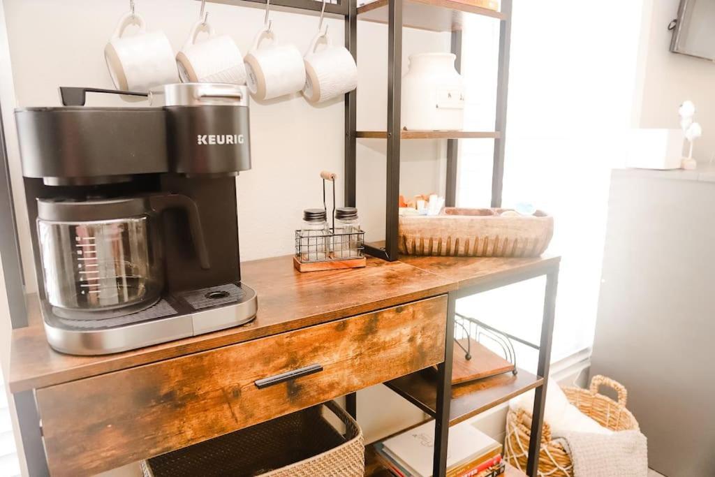 The Little Getaway-Sleeps 4, Firepit, Pet Friendly Villa Pottsboro Luaran gambar